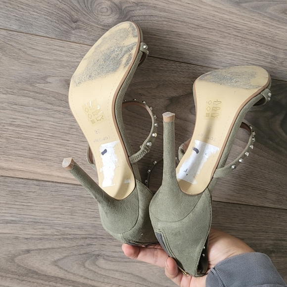 TOPSHOP Olive Green Suede Heels - Picture 6 of 7